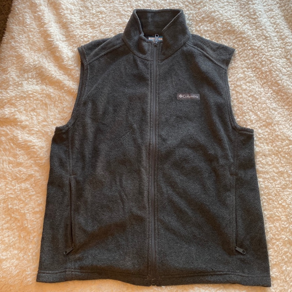 Grey Columbia Fleece Vest. Size M